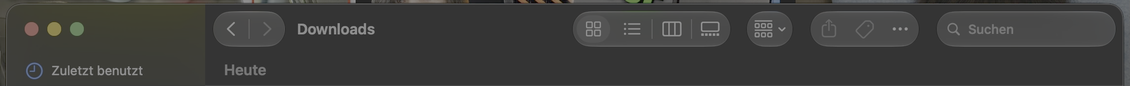 Finder toolbar showing a reflectio on buttons