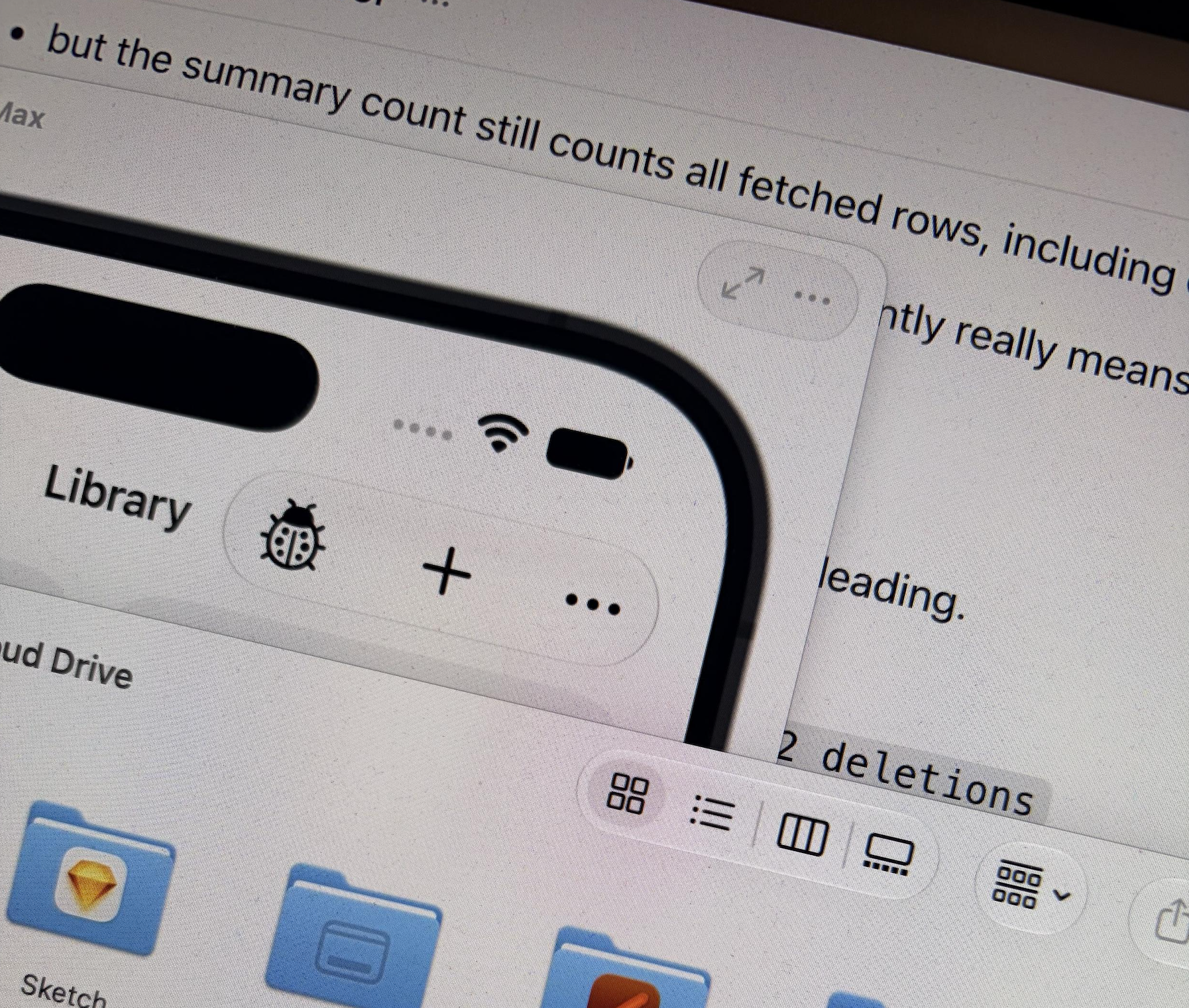 Photo of difference between buttons on macOS and iOS